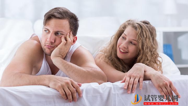 男女房事过度竟有惊人危害！男人吃什么补身体？(图1)